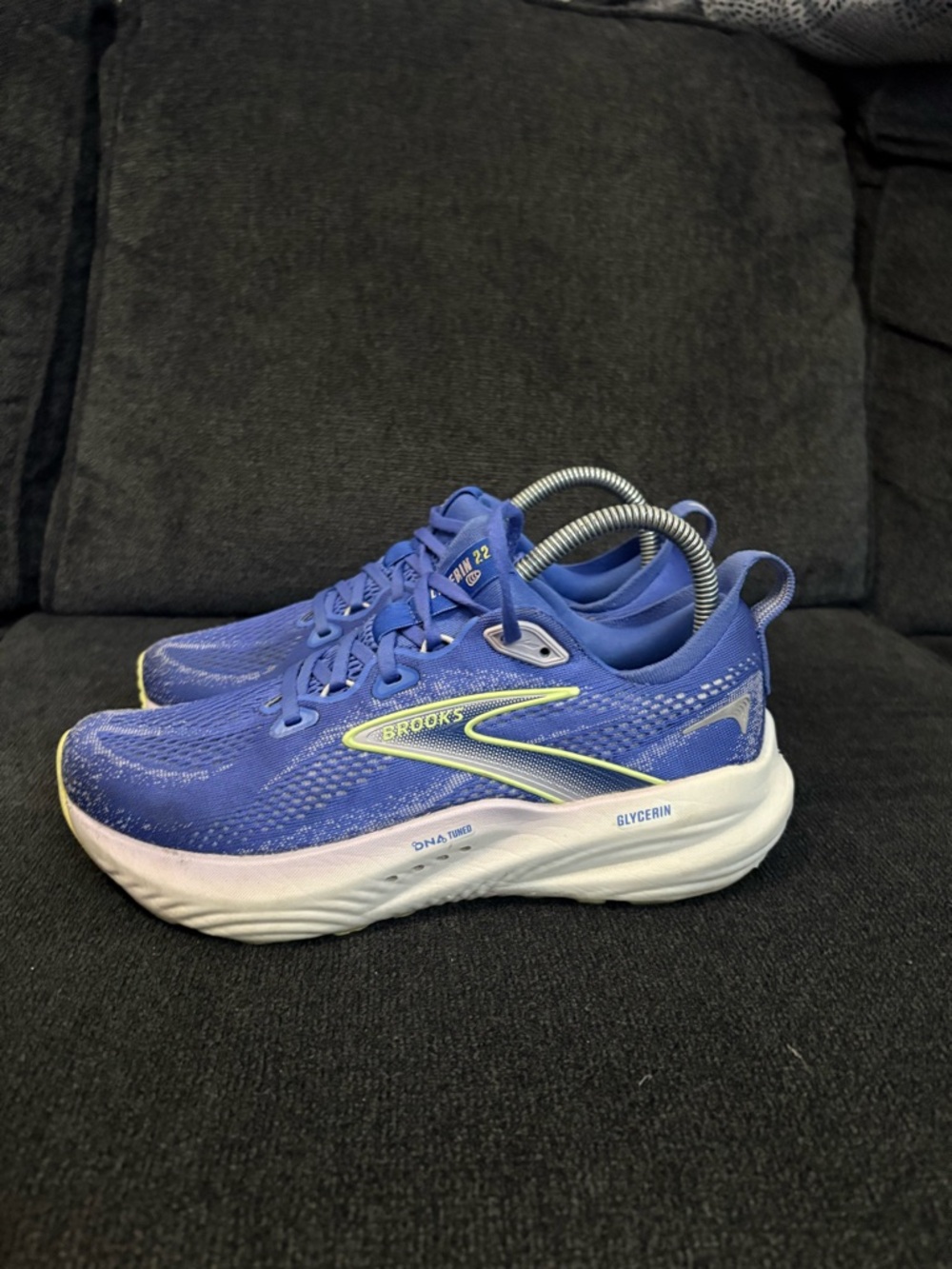Brooks Glycerin 22 Women's Sneakers Size 8 Amparo Blue/Hyper Iris/Yellow - Picture 3 of 7
